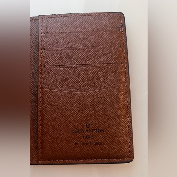 LV Wallet - Picture 4 of 4